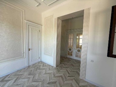 (М) Продаётся участок 10 соток с двумя домами в Зангиатинском районе