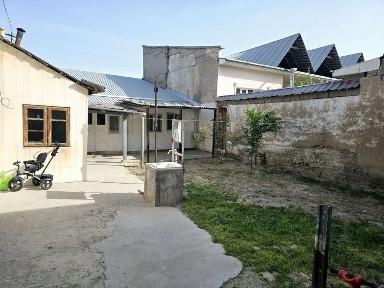 Fayziobodda uy sotiladi 2.1 sotix