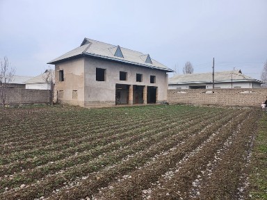 Uy sotiladi srochna