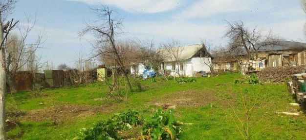 Продается свой дом с участком в пос. Майский