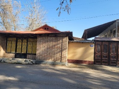 Продаётся дом. 10 комнат, 5 соток. Район Телеграф.