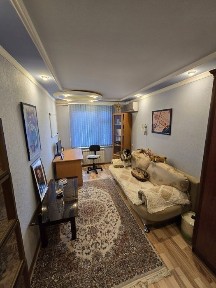 Максим Горкий Буз-1 Продается квартира 4/5/5