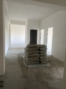 Kvartira Algaritim Srochna Sotiladi 83 kv 1-ETAJ