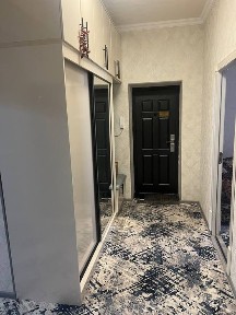 Barcha qulayliklarga ega 3 xonali uy ijaraga beriladi