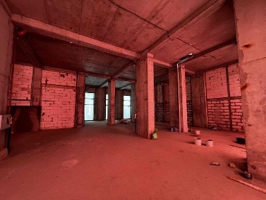 Угловой ритейл 514 м² | 2 Фасада | Терраса | Шота Руставели (55)