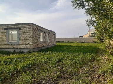 Гиждувон туманида жойлашган Котежлар турар хужжатларга ега сотилади.