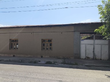 Срочно продаться дом в центре города