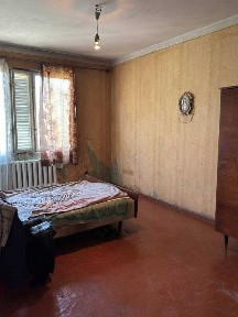 СРОЧНО 4х комнатная без ремонт квартира