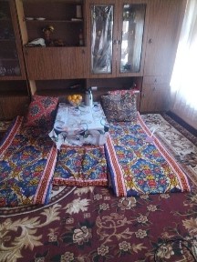 Hovli uy sotiladi