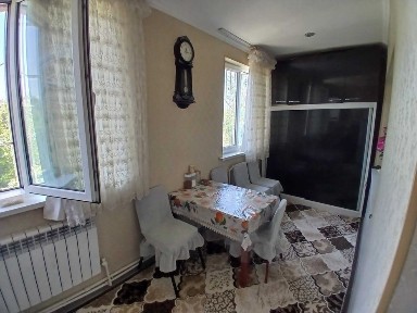 Toshkent viloyati Bekobod shahri 3mikrarayon 11dom 4etaj 4xonali uy