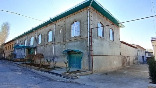 Keles masalboyda srochna 10 sotix uchastka sotiladi