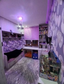 Продам юнусабад 4 квартал 4/1/4 1 этаж