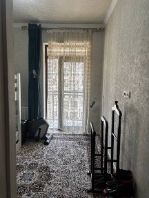 Golden House Sagbon nomli Navostroykasini 3 xonali domi sotiladi