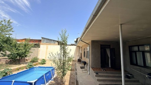 Uchastka Sotiladi