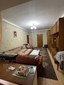 Продаётся квартира 2/4/4