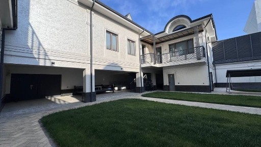 Амир темур махалля, Осиё Транс продаётся Евродом, 8-соток