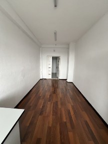 Аренда под офис 18кв. м 2 минут от метро Айбек! 350у. е