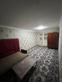Фрунза массивда 1 хонали квартира срочна сотилади