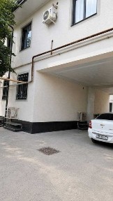 1 комнатная, Яшнабад, ул. Фаргона Йули, новостройка