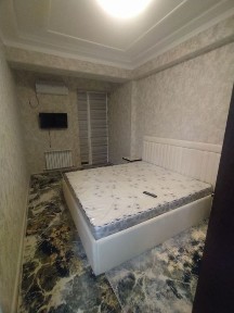 Chlonzor 18 Yoshlik domlari 2 etajle kvartera