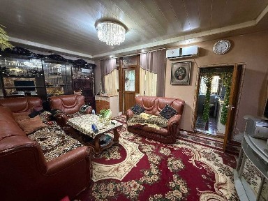 4 хоналик килинган квартира 1 кават Тожмахал