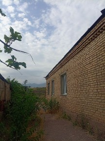 Продаётся дом в Бостанлыкском районе в Искандере
