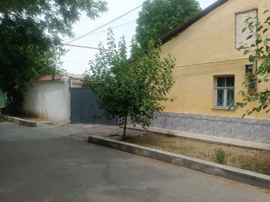 Дом в Миробадском районе
