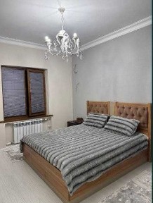 Yunusobod 10 kvartl 2 xonalik sotiladi