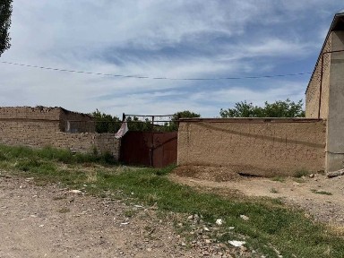 7.4 sotixlik uchastka sotiladi