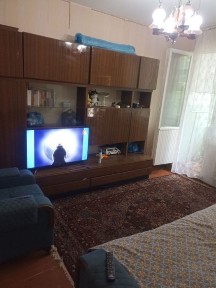 Hozaykali kvartira bitta qiz kere chilonzorda srochno