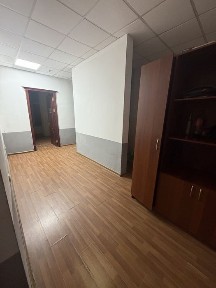 Сдается офис 85м2 на 3 этаже ориентир памятник гагарина - ВЛАДЕЛЕЦ