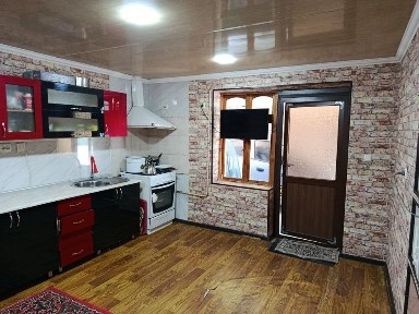 Kelesda Hovli uy sotiladi