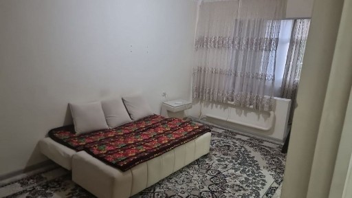 Продаю квартиру Яшнабадский р-он Авиасозлар-2 38м2. 1-ком в 2-х 1-этаж
