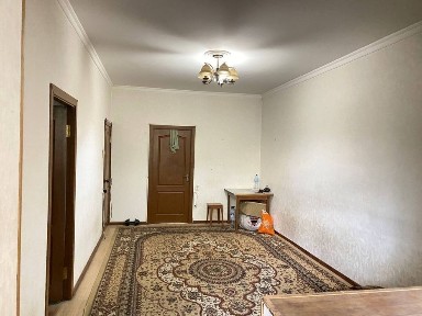 Chilonzorda Kvartira srochno 2ta BOLLARga