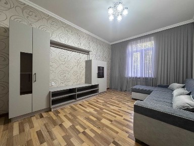 Квартира на м. Ойбек, ул. Мирабад, 2/3/3, 60м2, ремонт, мебель, балконы