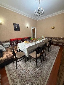 Продаётся Квартира 3-комнатная Чирчик Троицк!
