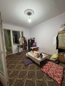 Юнусабад 12 кв 2/3/4 (50м²) метро Туркистан рядом продается квартира