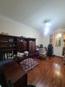 Метро Буюк ипак йули Максим Горький квартира, Художников