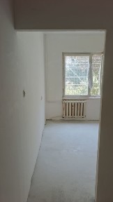 Продам 4 комнатная квартира 1 этаж улучшенка Чорсу