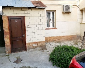 Продам свой дом. Миробадский рн. Бывшие кафе Весна.