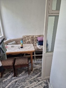 Аренда КВАРТИРА ЧИРЧИК шахрида 1 хонали Октябрда жойлашган