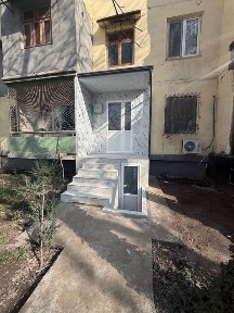 Срочна прадаётся или аренда Авиасозлар 4