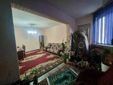 Юнусобод туманида 3 хонали квартира сотилади!