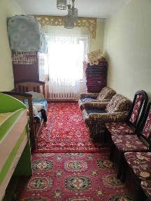 Продам 4 комнатную квартиру. Юнусабад 15 квартал. Цена договорная.