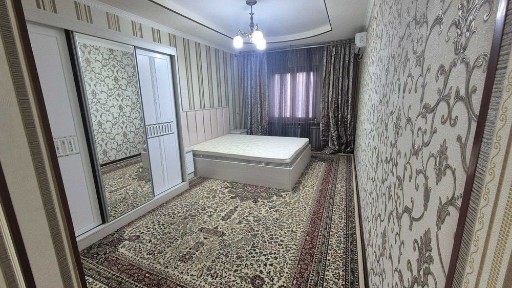 Сдам в аренду 5-ти комнатную. Тахтапуль. Динамо.