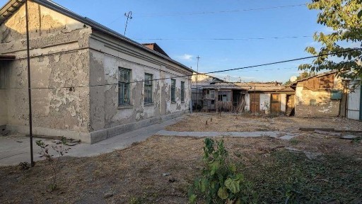 Продам свой роскошный участок 5,17 соток (! ) с домом.
