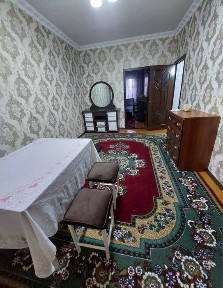 Аренда. Мирабадский р-н Куйлюк массив 2 2/4/4 чистая квартира