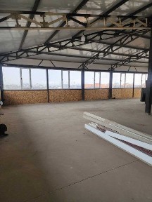 Сдается этаж под крышей 450 квадратов