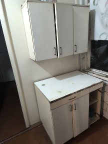 Безмаклер уй ижара куйилади. 2-хонали 3-хона килинган. Метро енида
