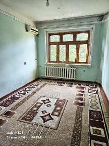 Кора камиш 1/3 1 хона сотилади